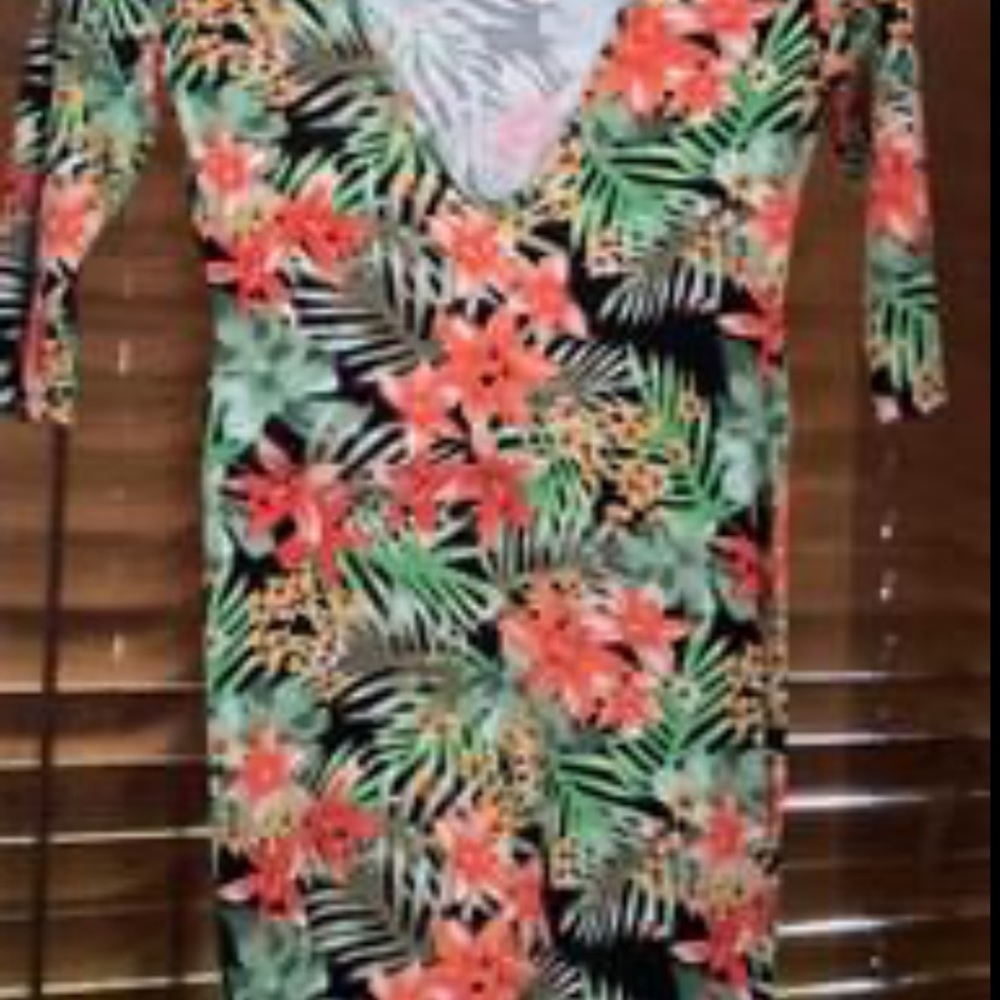 Women tropical dress